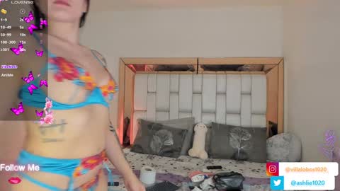 Mia Villalobos online show from 28, 12, 2024