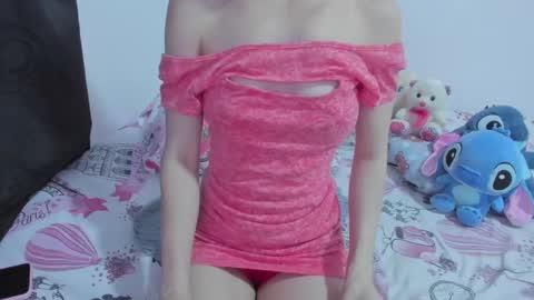 Snapshot of miavolkova_ chatting on 4, 2, 2025  Chloe  online show from 4, 2, 2025