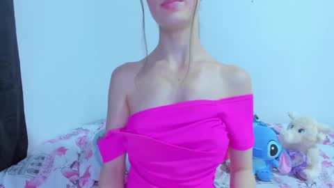 Snapshot of miavolkova_ chatting on 7, 2, 2025  Chloe  online show from 7, 2, 2025