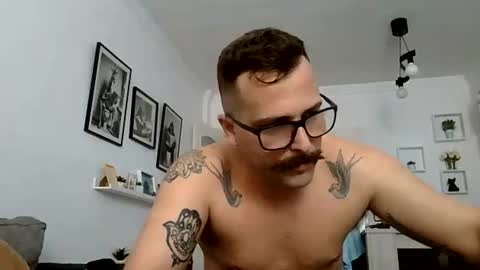 Snapshot of mich6921 chatting on 20, 7, 2026 MILO MIAMI online show from 20, 7, 2026