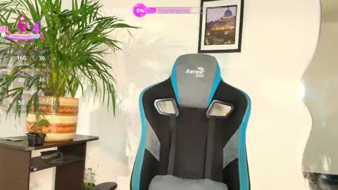 Snapshot of michaeel_lopez chatting on 2, 5, 2026 Maicol online show from 2, 5, 2026
