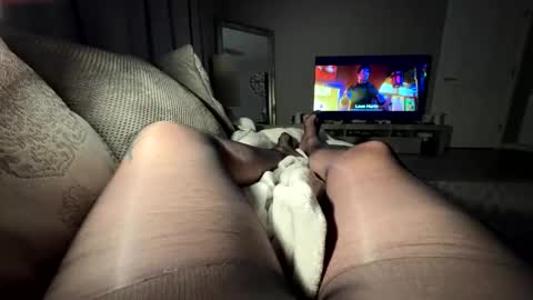 Snapshot of michael12643 chatting on 20, 9, 2025 James online show from 20, 9, 2025