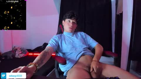 michael independent model  online show from 10, 1, 2025