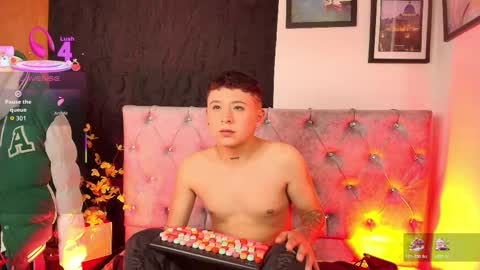 michael_lopez_1 online show from 19, 12, 2025