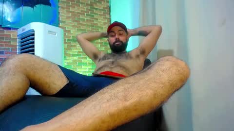 Snapshot of michael_twinkk chatting on 3, 11, 2025 MICHAEL online show from 3, 11, 2025