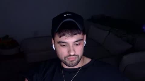 michael_ty31 online show from 23, 10, 2025