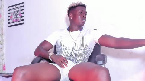 Snapshot of michaell_james chatting on 28, 12, 2024 Michaell online show from 28, 12, 2024