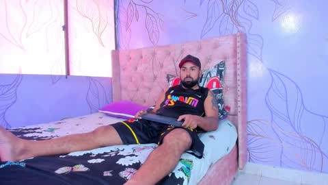 Snapshot of michaell_twink chatting on 9, 1, 2025 Michaell online show from 9, 1, 2025