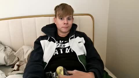 Snapshot of michaeltwinkboy chatting on 29, 3, 2026 michaeltwinkboy online show from 29, 3, 2026