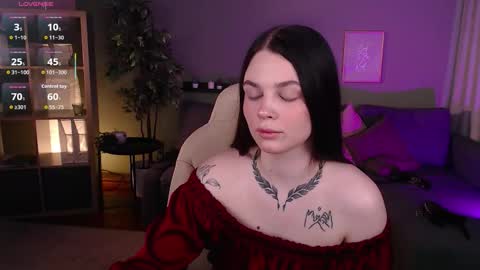 Snapshot of michela_fruet chatting on 12, 9, 2025 Kate online show from 12, 9, 2025