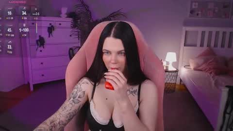 Snapshot of michela_fruet chatting on 30, 9, 2025 Kate online show from 30, 9, 2025