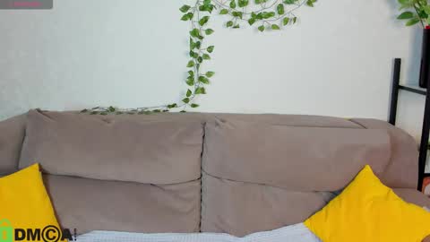 Snapshot of michelle__allen chatting on 27, 10, 2025 Michelle online show from 27, 10, 2025