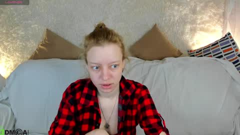 michelle_blond online show from 6, 4, 2026