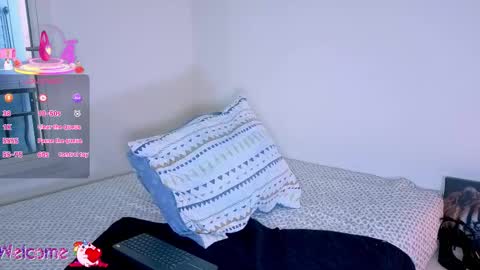 Snapshot of michelle_owens21 chatting on 3, 3, 2026 Michelle owens online show from 3, 3, 2026