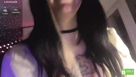 Snapshot of michelle_roze chatting on 29, 1, 2025 Michelle online show from 29, 1, 2025