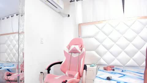Snapshot of michelleblair1 chatting on 9, 6, 2026 michelleblair1 online show from 9, 6, 2026