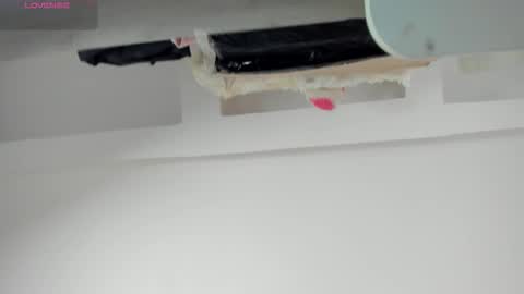 michellepreston_ online show from 25, 3, 2026