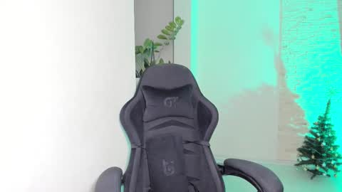 Michellee online show from 18, 12, 2025