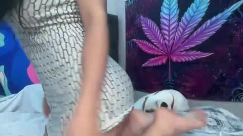 Snapshot of micielo87 chatting on 31, 12, 2024 Skye online show from 31, 12, 2024