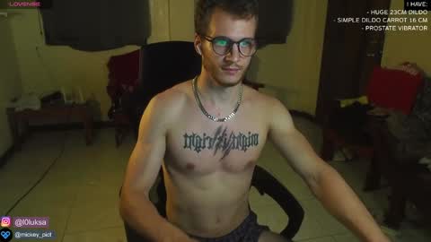 Snapshot of mickey_pict chatting on 14, 1, 2025 Mickey online show from 14, 1, 2025