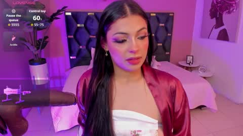 Snapshot of micki__ chatting on 20, 10, 2025 Micki online show from 20, 10, 2025