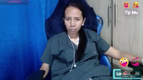 Snapshot of miculohot chatting on 18, 1, 2026 vanesa sexy online show from 18, 1, 2026