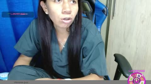 Snapshot of miculohot chatting on 29, 3, 2026 vanesa sexy online show from 29, 3, 2026