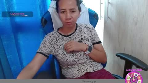 Snapshot of miculohot chatting on 4, 4, 2026 vanesa sexy online show from 4, 4, 2026