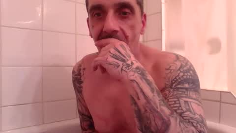 middle123456783939 online show from 17, 4, 2026