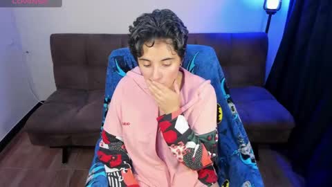 Blue online show from 25, 2, 2025