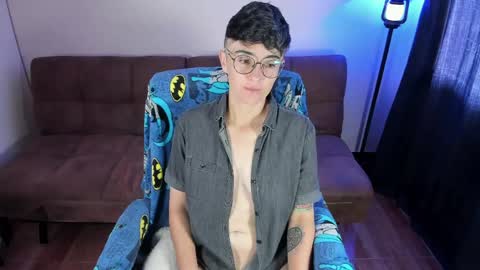 Snapshot of midnight07_ chatting on 19, 5, 2026 Blue online show from 19, 5, 2026