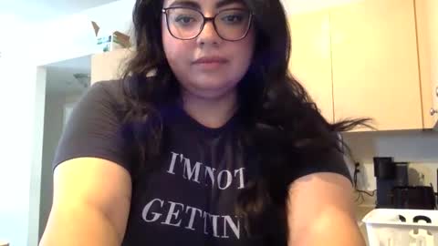 Snapshot of midnightbruja111 chatting on 21, 10, 2025 midnightbruja111 online show from 21, 10, 2025