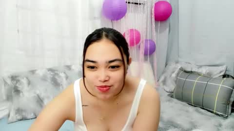 Snapshot of midnightbunny_ chatting on 30, 9, 2025 Bunny 3 online show from 30, 9, 2025