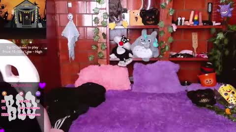 Midori 7u7 online show from 28, 10, 2025