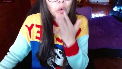 Midori 7u7 online show from 3, 3, 2026