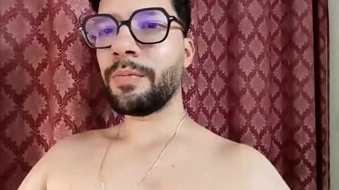 Snapshot of midoumas1 chatting on 5, 6, 2026 Sam online show from 5, 6, 2026