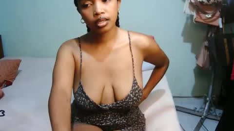 miel_07 online show from 16, 4, 2026