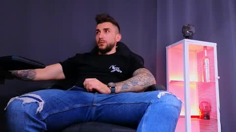 MightyAaron online show from 24, 2, 2025