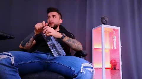 MightyAaron online show from 7, 3, 2025