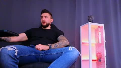 MightyAaron online show from 10, 3, 2025