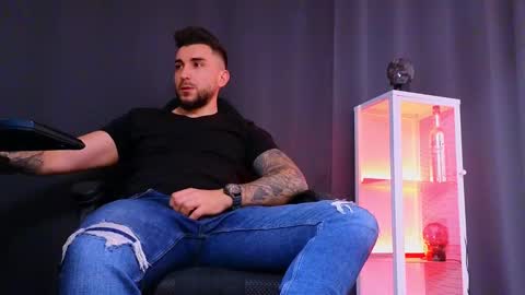 MightyAaron online show from 12, 3, 2025