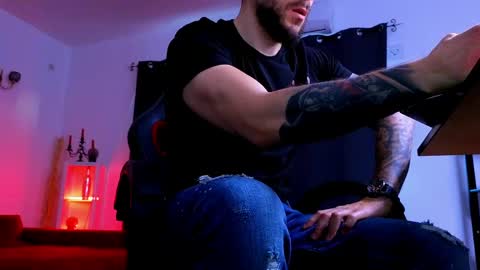 MightyAaron online show from 19, 5, 2026