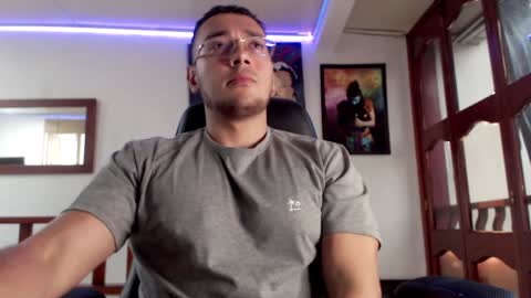 Strong Man online show from 5, 2, 2025