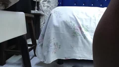 miha_califa online show from 18, 12, 2025