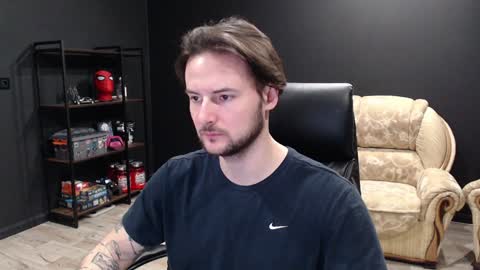 Misha Winchester online show from 3, 2, 2025