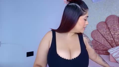 Mia  online show from 13, 1, 2026