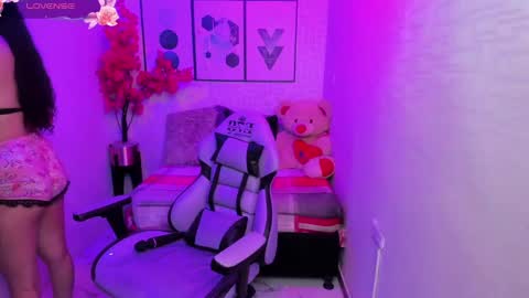 Miia online show from 8, 1, 2025