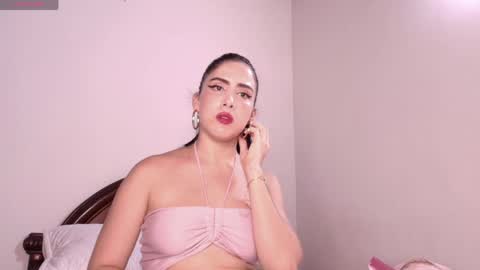 miia_monroy online show from 15, 4, 2026