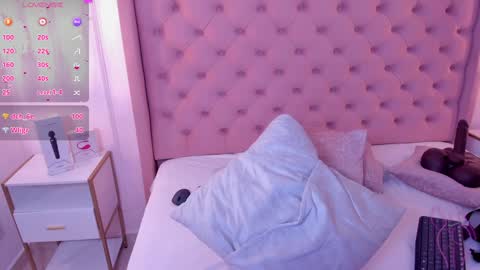 Miia Schwarz  online show from 15, 1, 2025