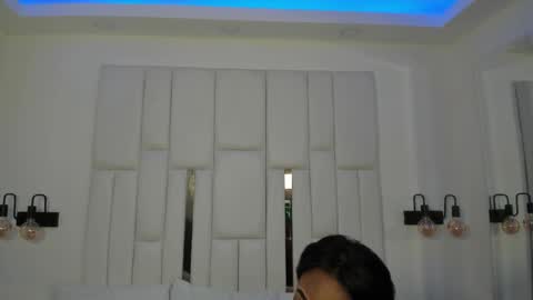 Miia Schwarz  online show from 10, 9, 2025